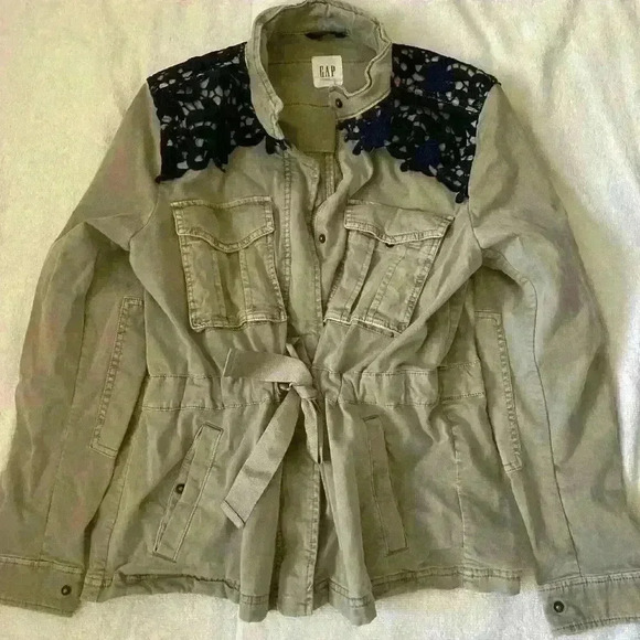 Women’s Gap size medium utility jacket - Picture 1 of 5